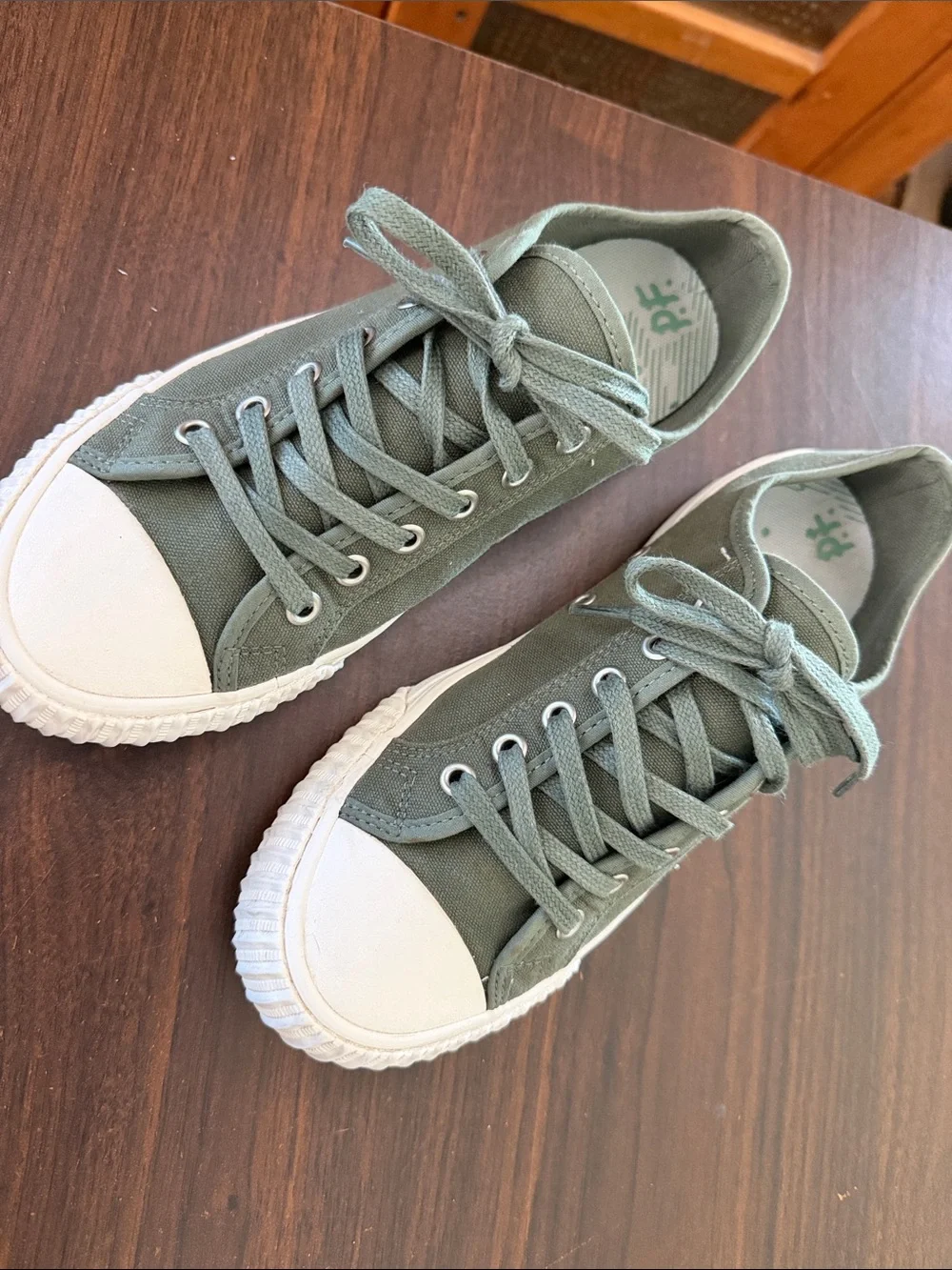 PF Flyers Center Low Canvas Sneakers Olive Green Men's 6.5 Women's 8